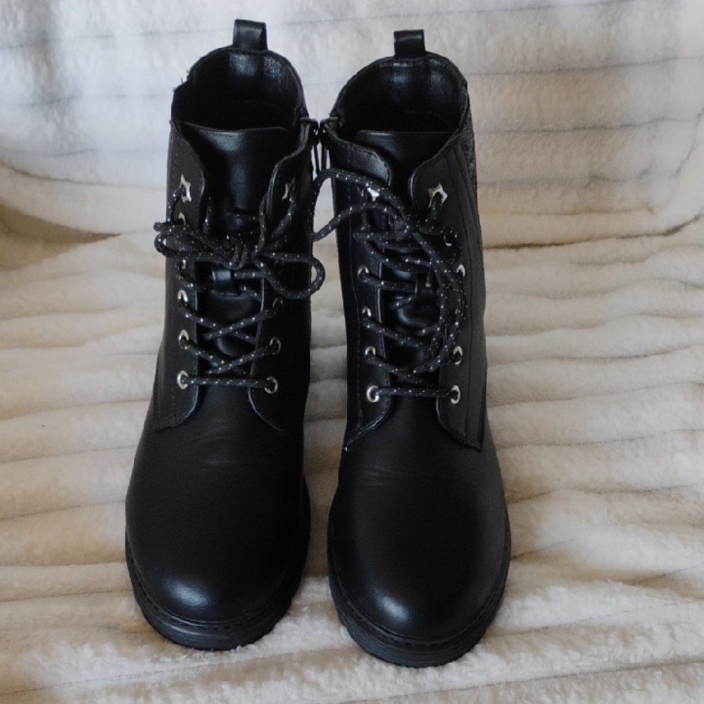 SO Kids Black Lace-Up Boots with Star Design